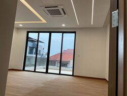 Changi Grove (D17), Semi-Detached #583411471